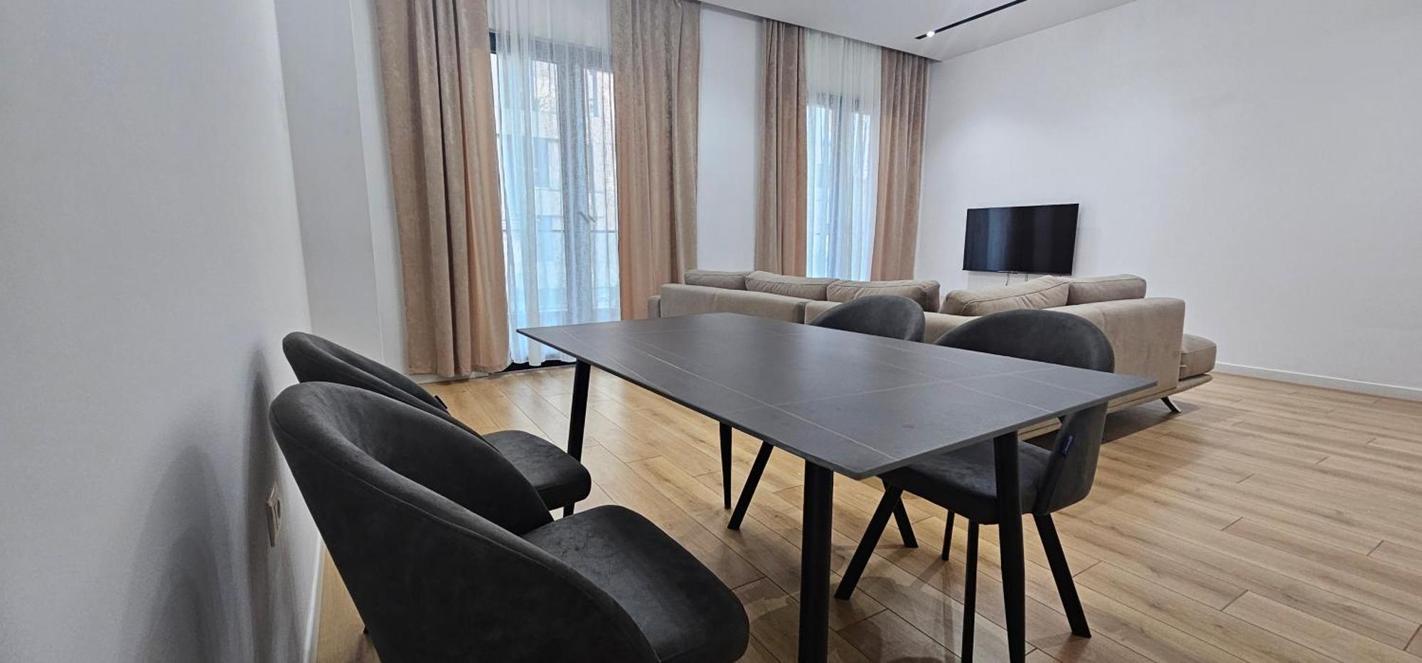 Free Parking Tirana Modern Escape Apartment Exterior foto
